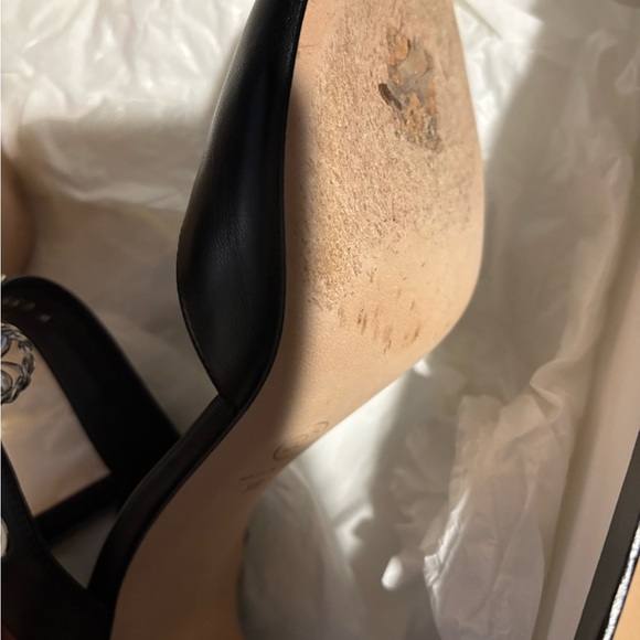 ✨CHANEL LAMBSKIN CC CHAIN SANDALS🌹 - Picture 5 of 7